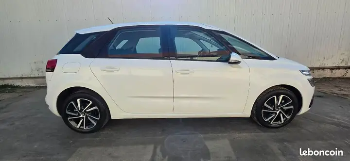 Citroen C4 2019 photo 5