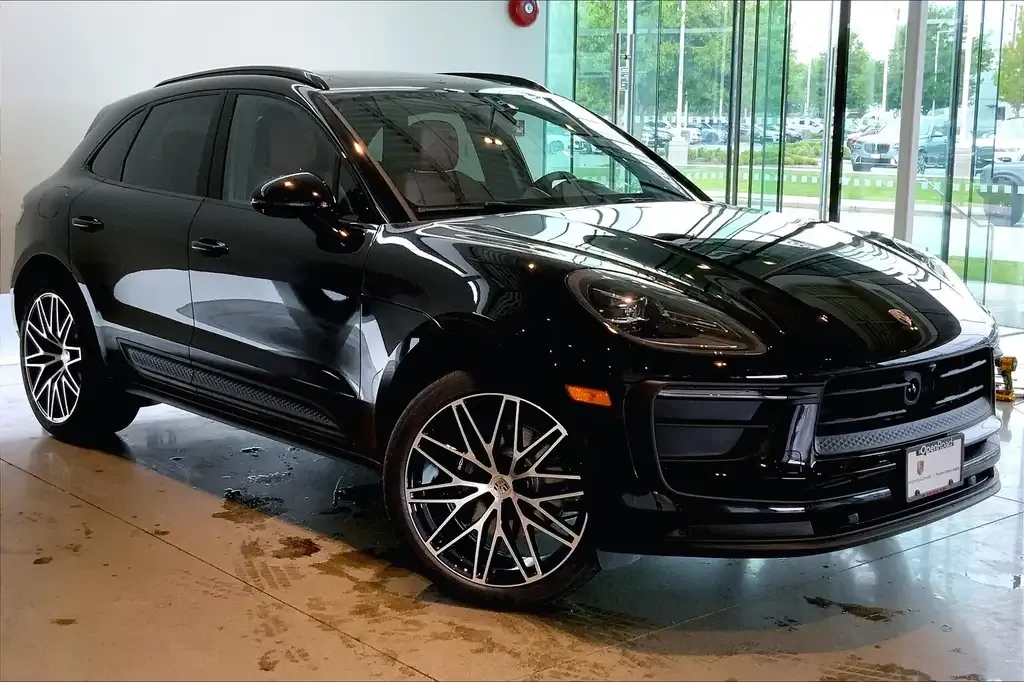 Porsche Macan 2025 photo 3