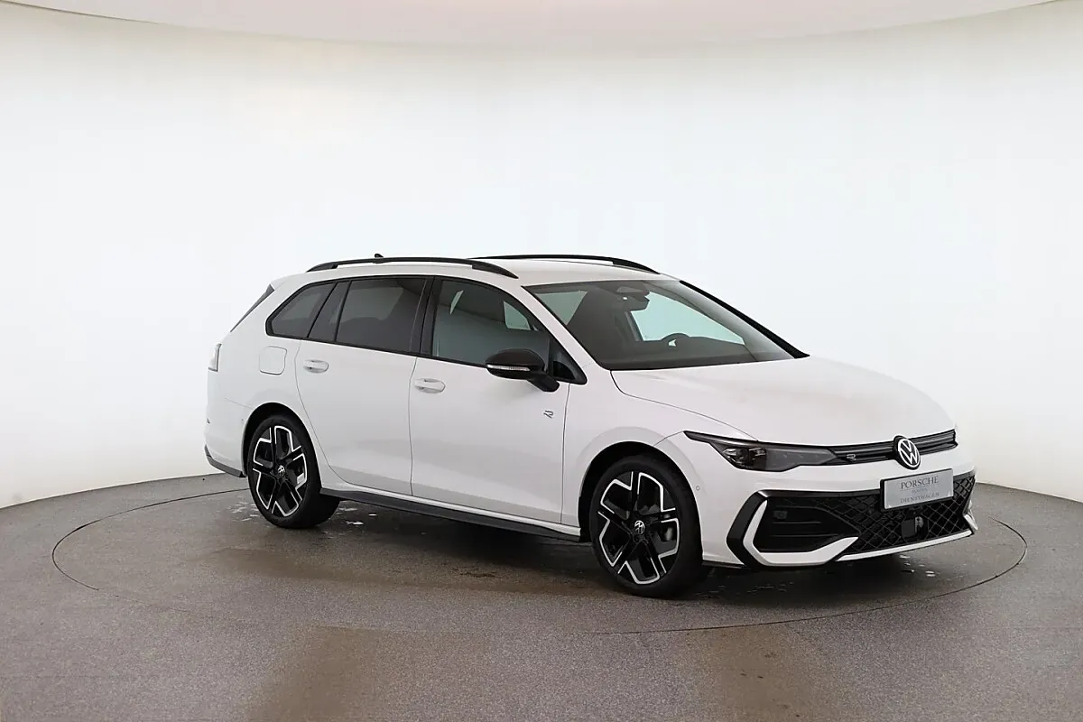 Volkswagen Golf 2026 photo 3