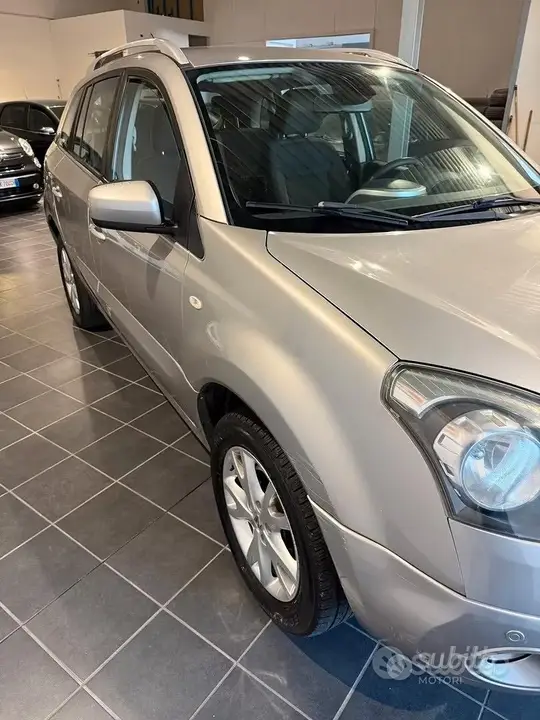 Renault Koleos 2009 photo 5