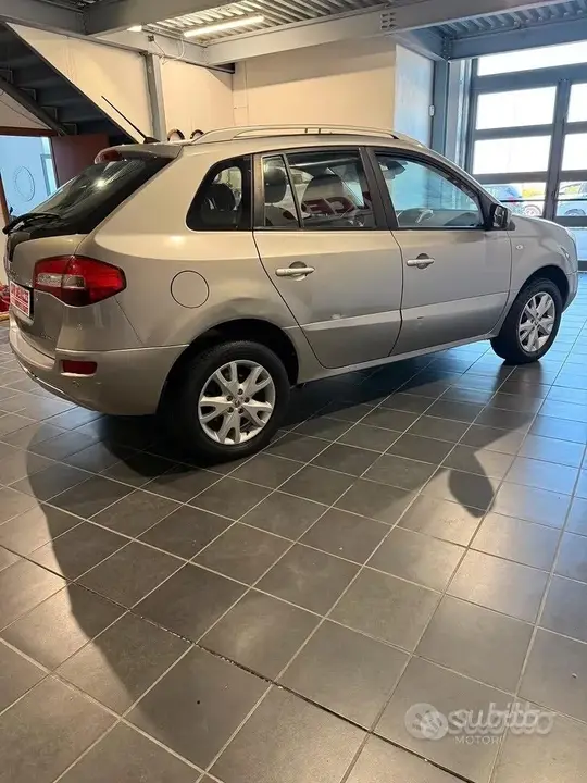 Renault Koleos 2009 photo 4