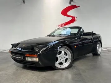Porsche 944