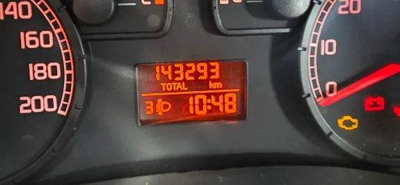 Fiat Punto 2005 photo 2