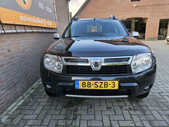 Dacia Duster 2012 photo 2