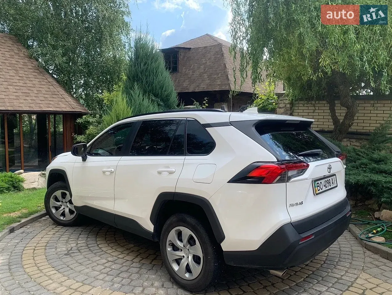 Toyota Rav4 2019 photo 3
