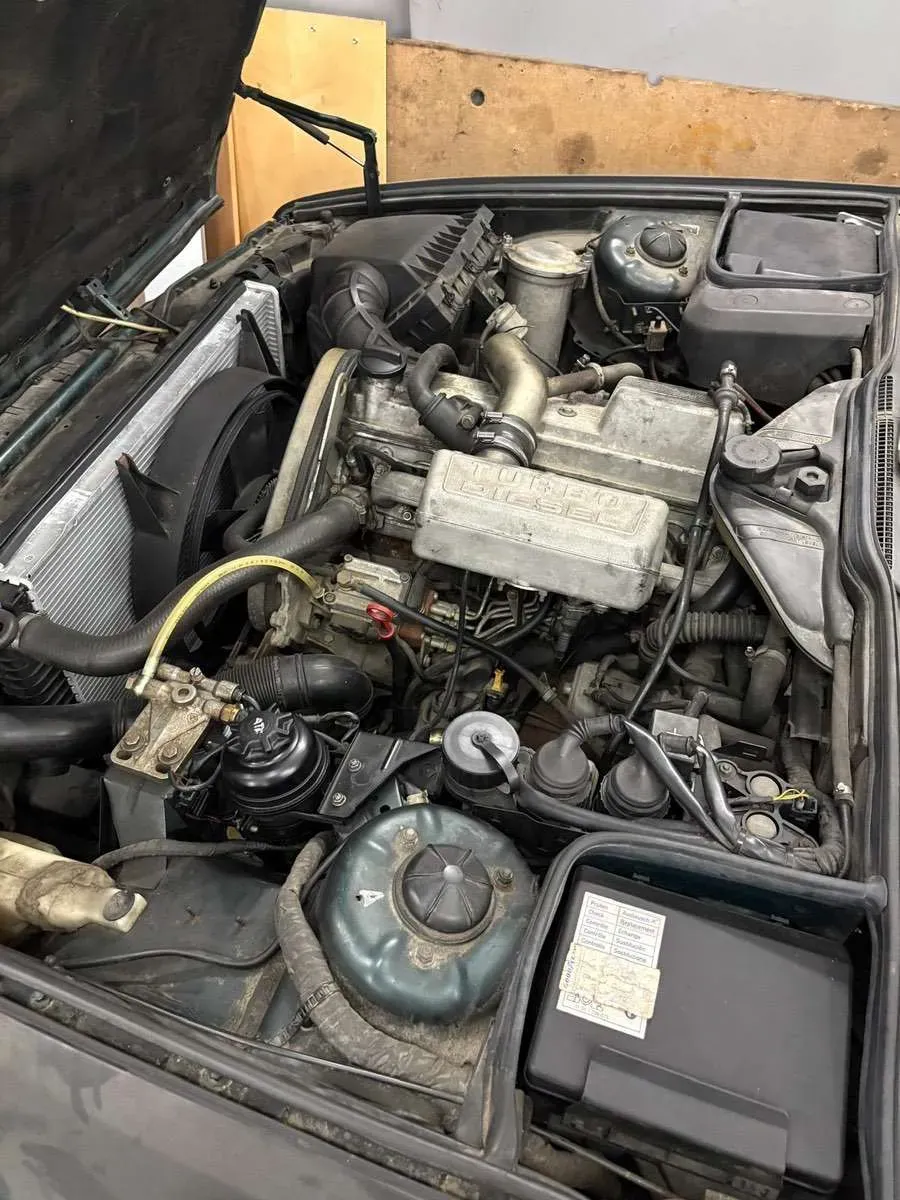 BMW 5 Series 1990 photo 3