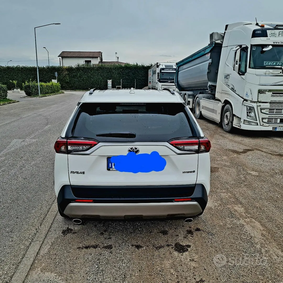 Toyota Rav4 2022 photo 5