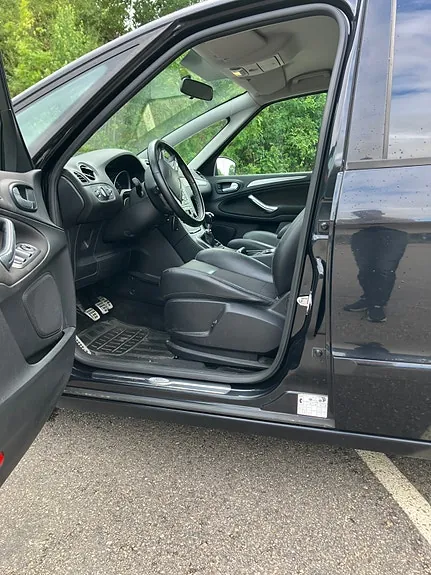 Ford S-Max 2013 photo 4