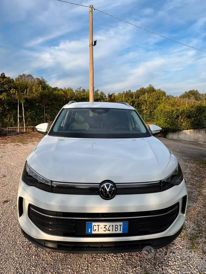 Volkswagen Tiguan 2024 photo 4