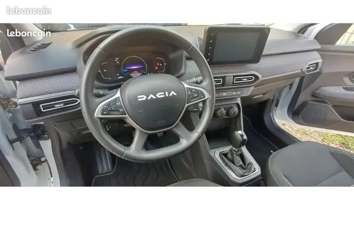 Dacia Jogger 2023 photo 3