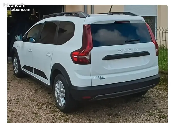 Dacia Jogger 2023 photo 2
