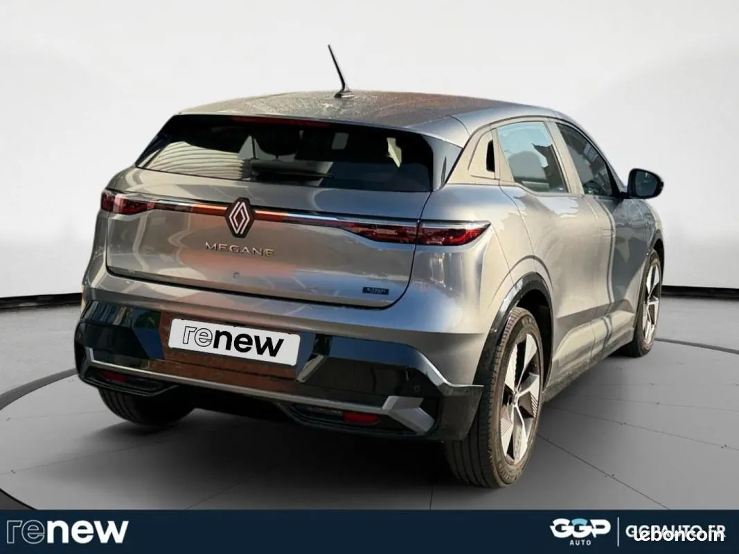 Renault Megane 2023 photo 5