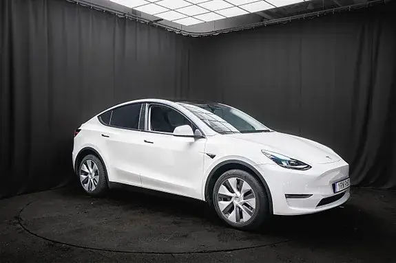 Tesla Model Y 2023 photo 5