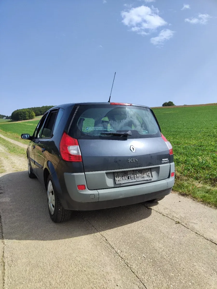 Renault Scenic 2007 photo 2