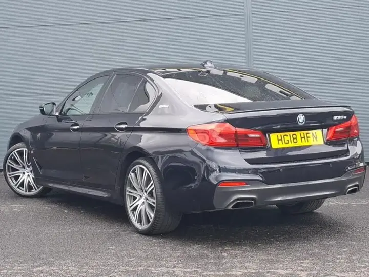 BMW 5 Series 2018 photo 2