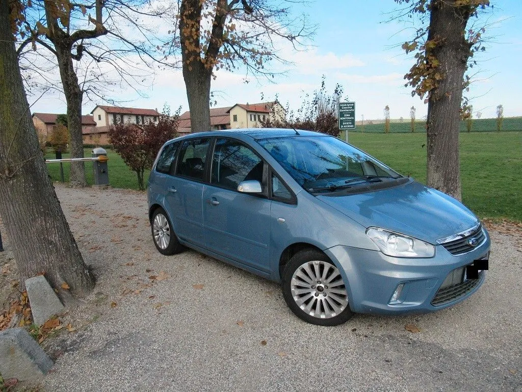 Ford C-Max 2011 photo 4