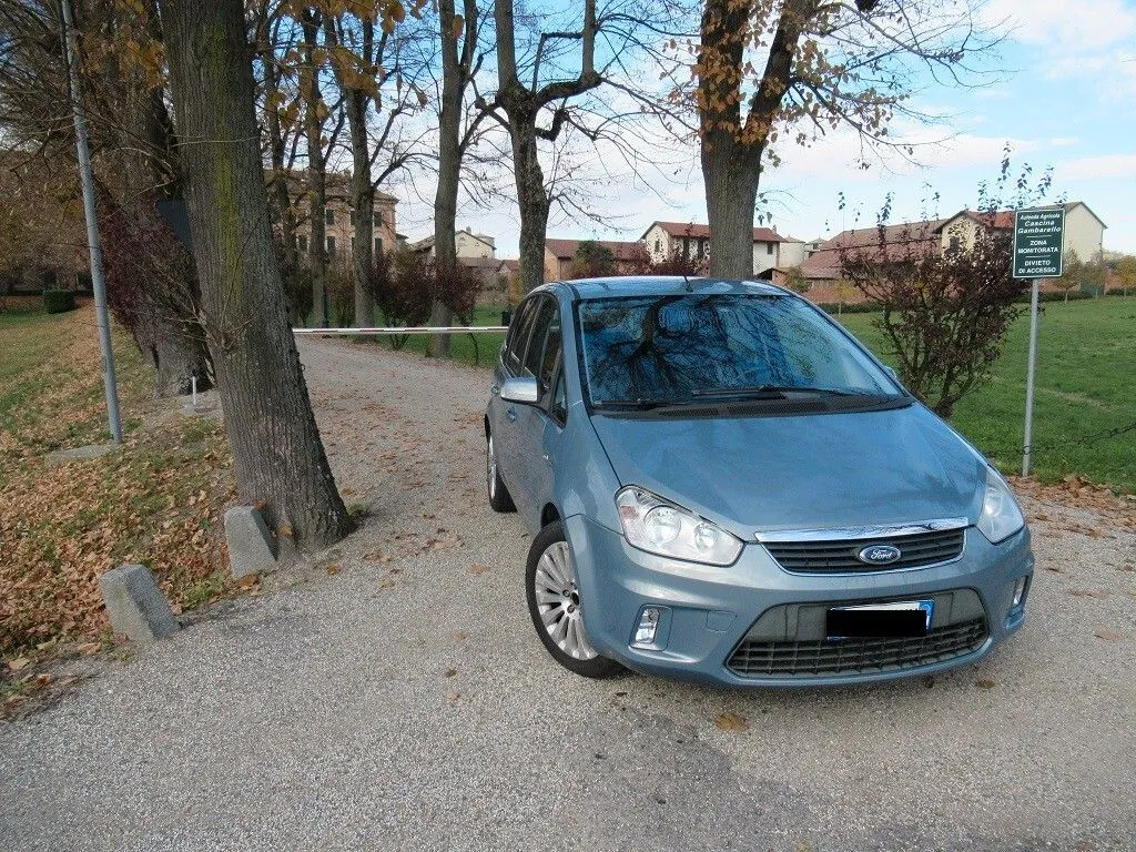 Ford C-Max 2011 photo 3