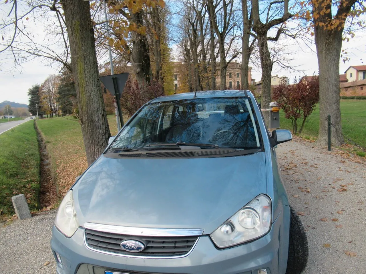 Ford C-Max 2011 photo 5