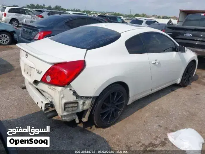 Nissan Altima 2010 photo 4