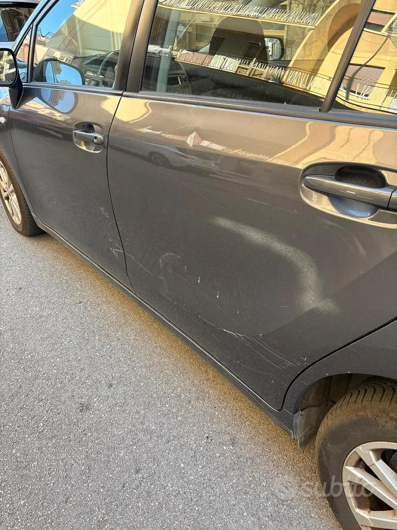 Toyota Corolla 2011 photo 3