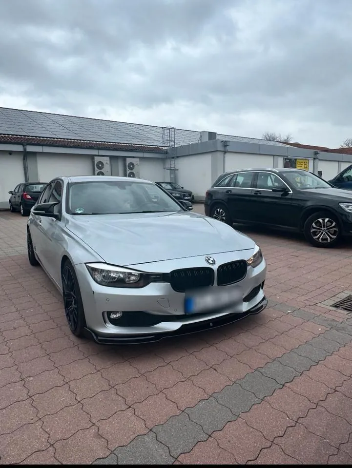 BMW F30