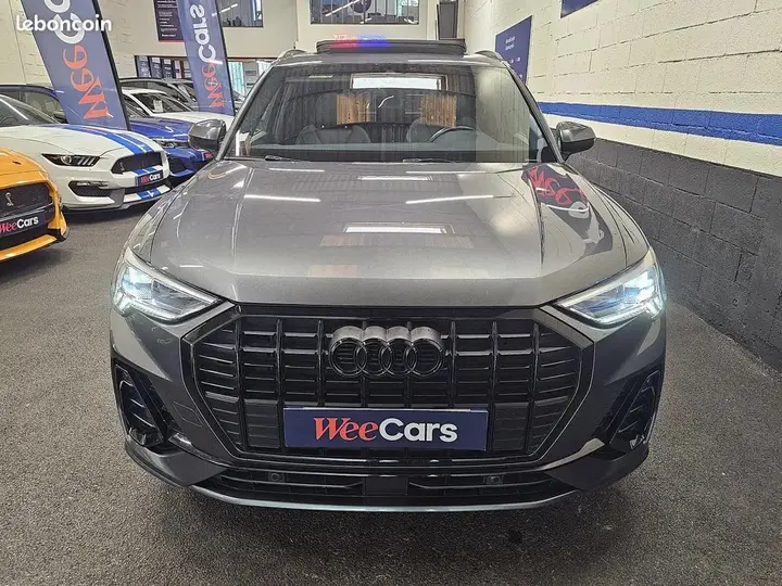 Audi Q3 2022 photo 2