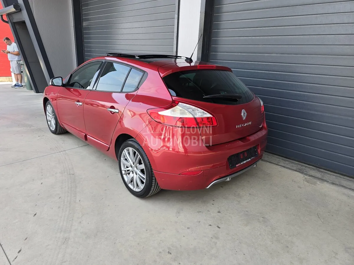 Renault Megane 2012 photo 3