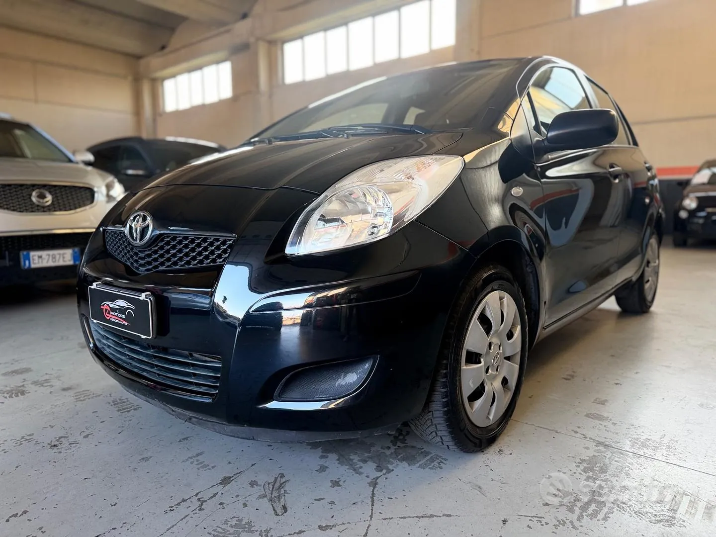 Toyota Yaris 2009 photo 2