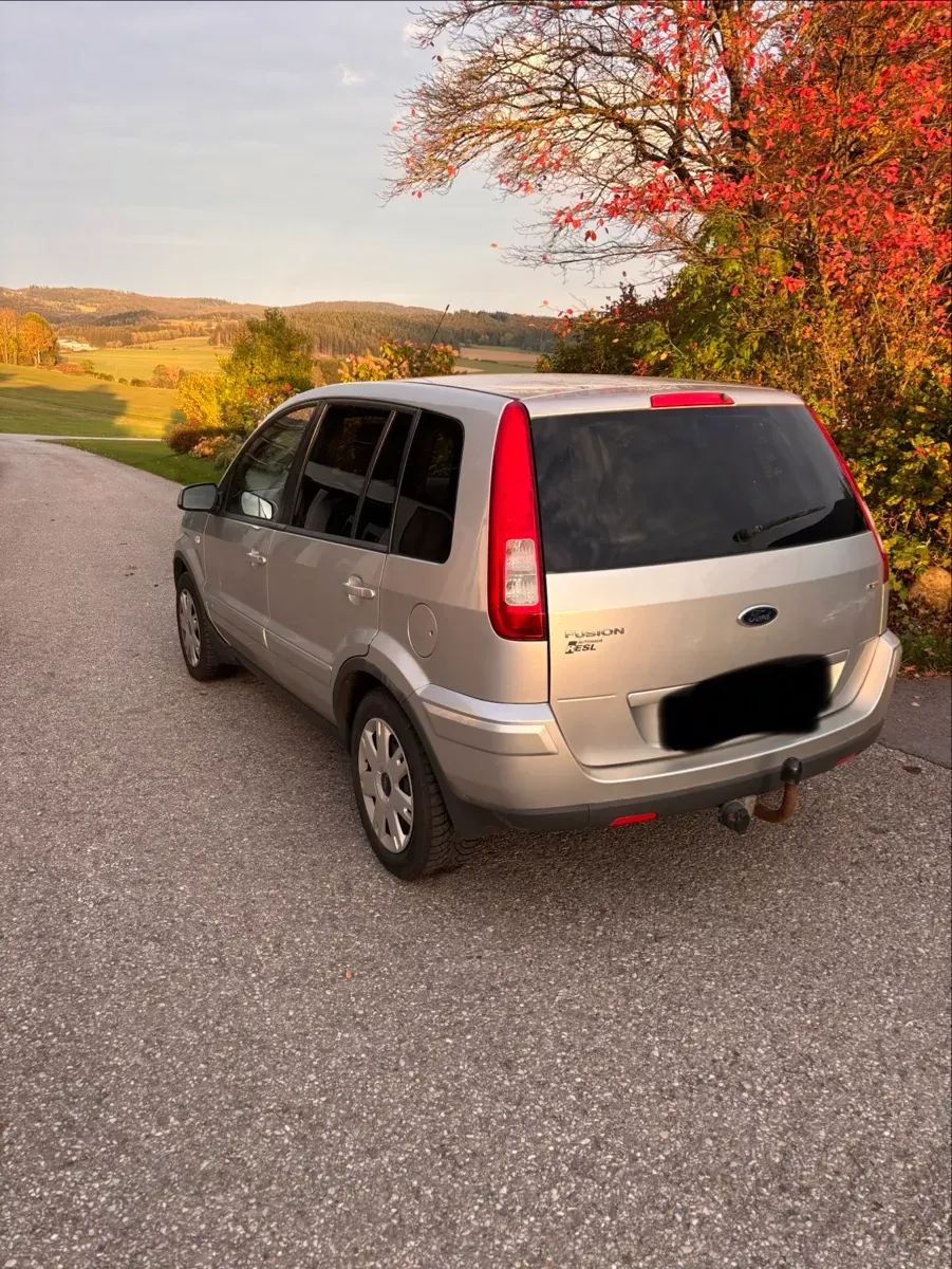Ford Fusion 2009 photo 2