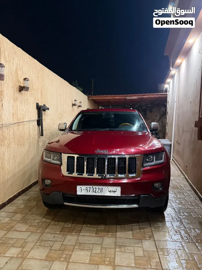 Jeep Grand Cherokee 2013 photo 2