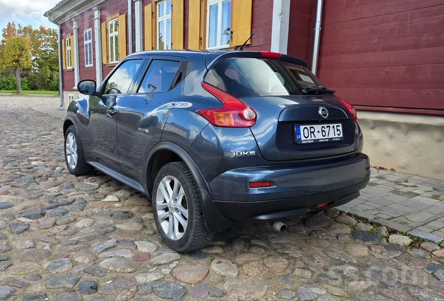 Nissan Juke 2013 photo 2
