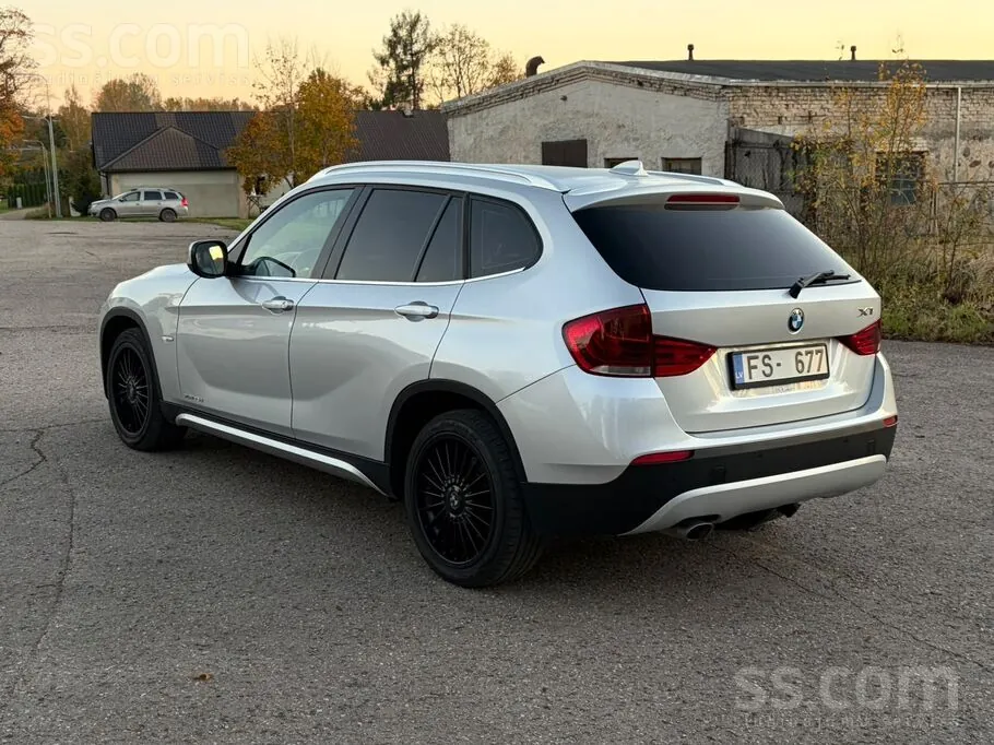 BMW X1 2010 photo 3