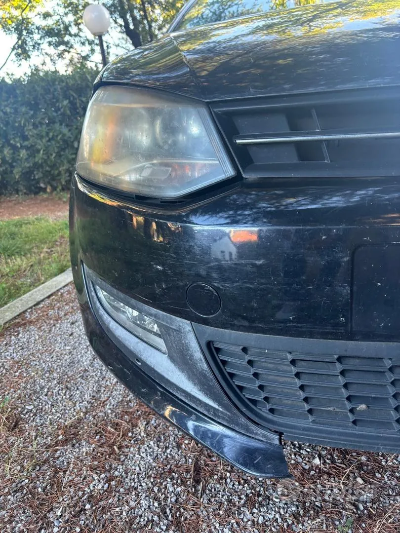 Volkswagen Polo 2010 photo 2