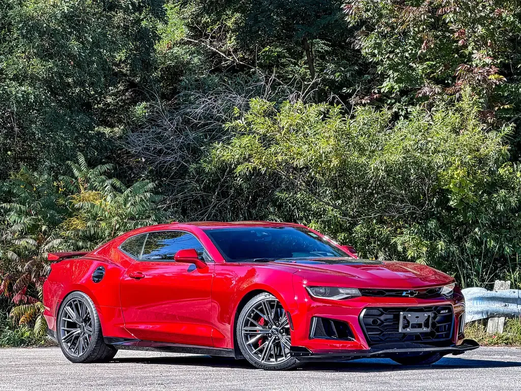Chevrolet Camaro 2021 photo 2
