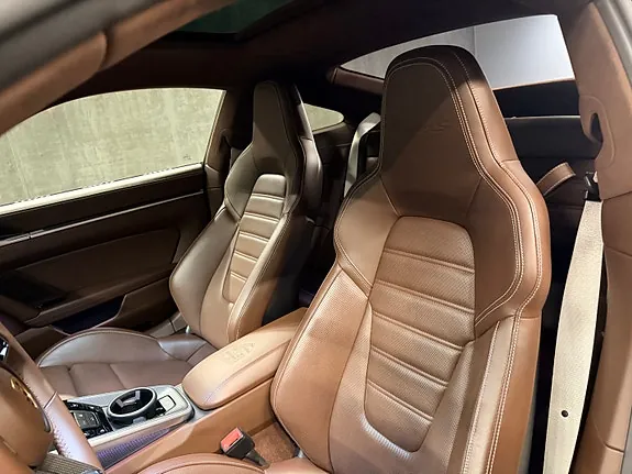 Porsche 911 Turbo S 2022 photo 3