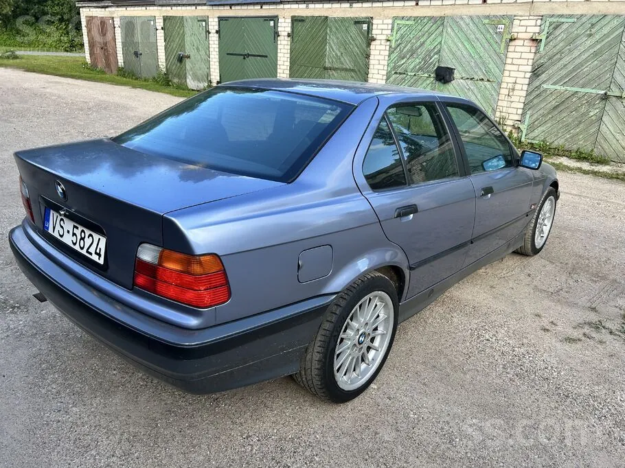 BMW 318 1995 photo 3