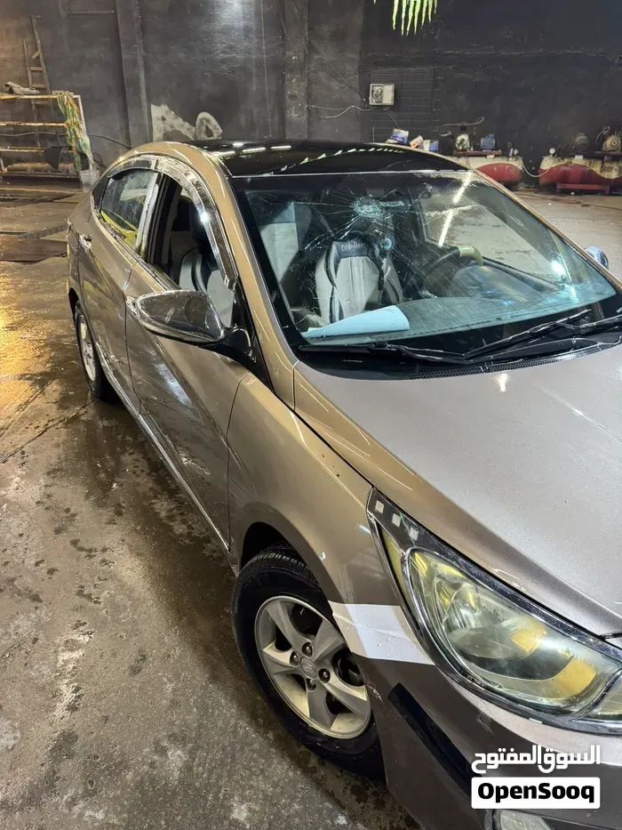 Hyundai Accent 2015 photo 2