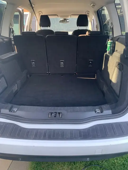 Ford Galaxy 2015 photo 3