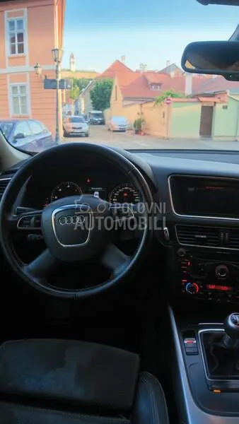 Audi Q5 2010 photo 3