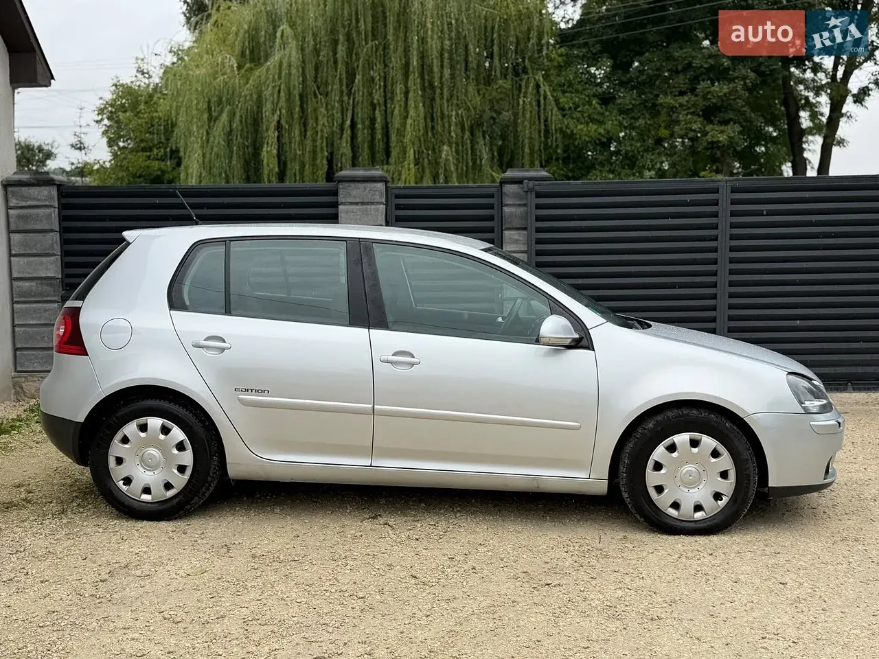 Volkswagen Golf 2009 photo 4