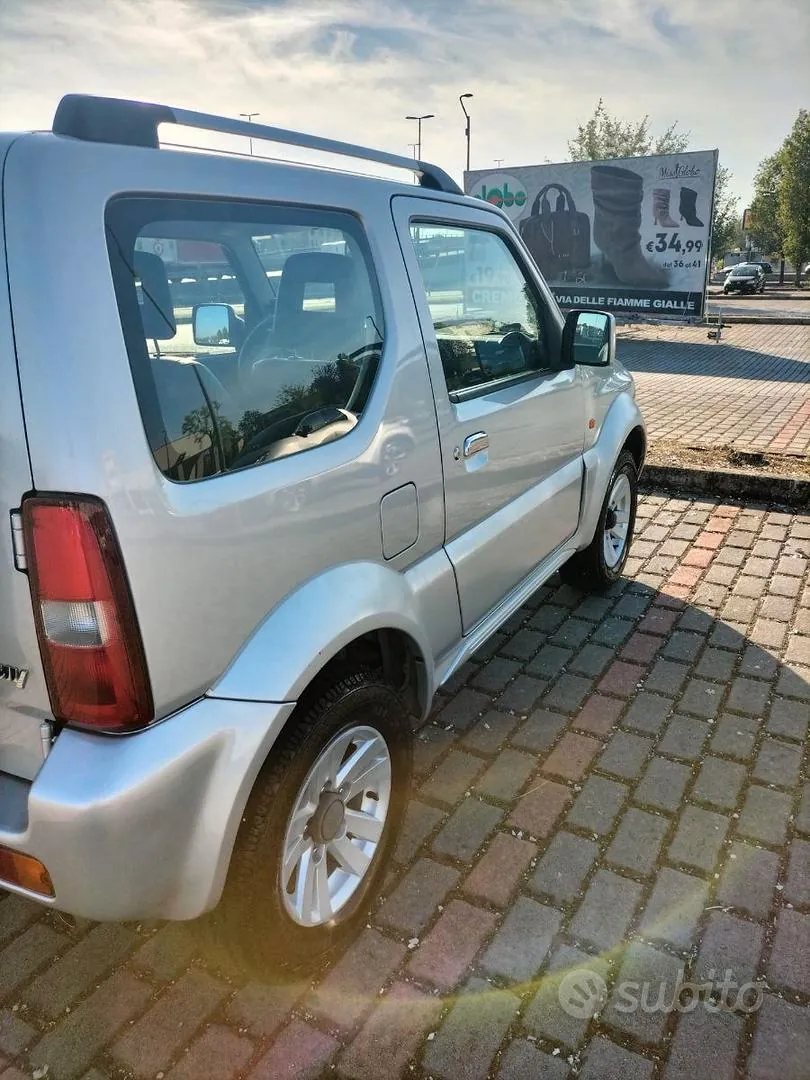 Suzuki Jimny 2009 photo 5