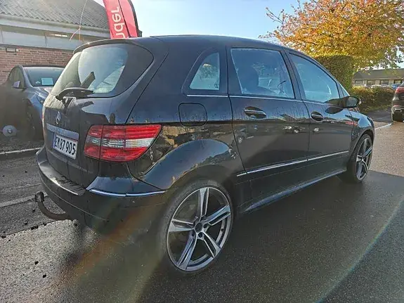 Mercedes-Benz B 180 2008 photo 4