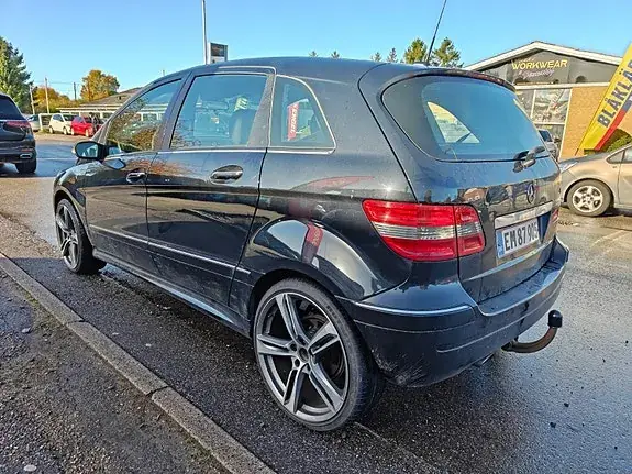 Mercedes-Benz B 180 2008 photo 3