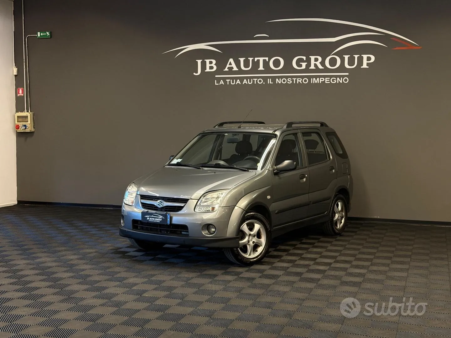 Suzuki Ignis 2008 photo 3