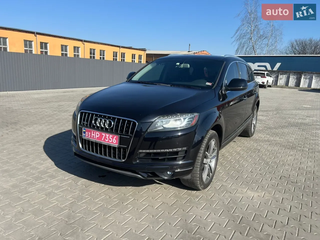 Audi Q7 2011 photo 4
