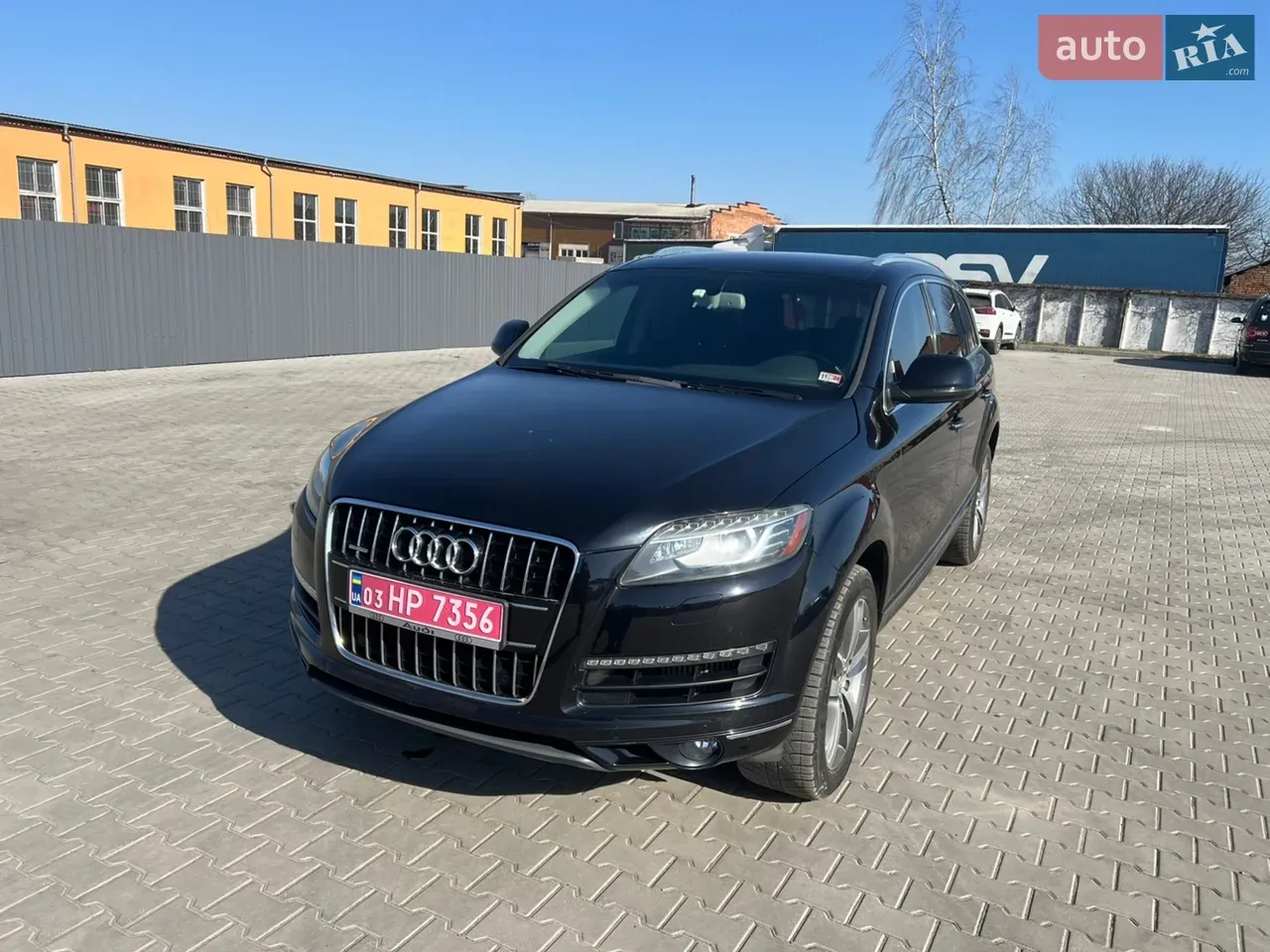 Audi Q7 2011 photo 5