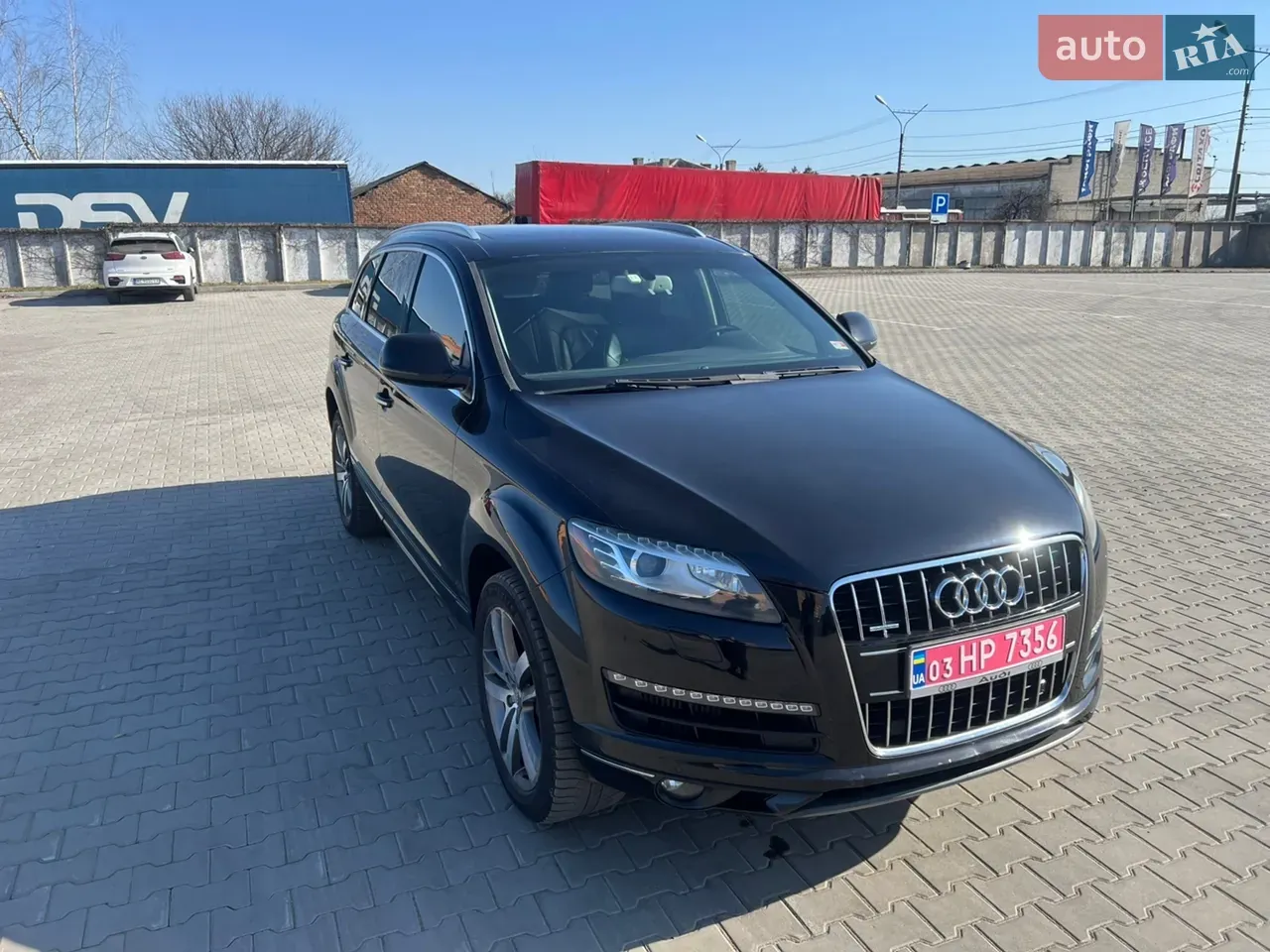 Audi Q7 2011 photo 3