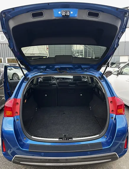 Toyota Auris 2014 photo 5