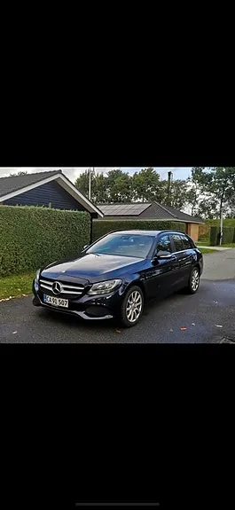 Mercedes-Benz C220