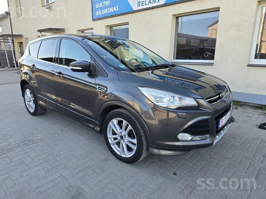 Ford Kuga 2015 photo 2